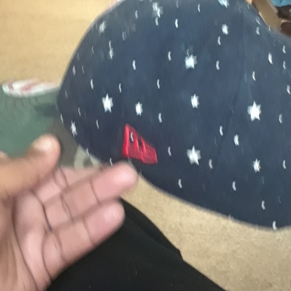 Snapback - Picture 3 of 3